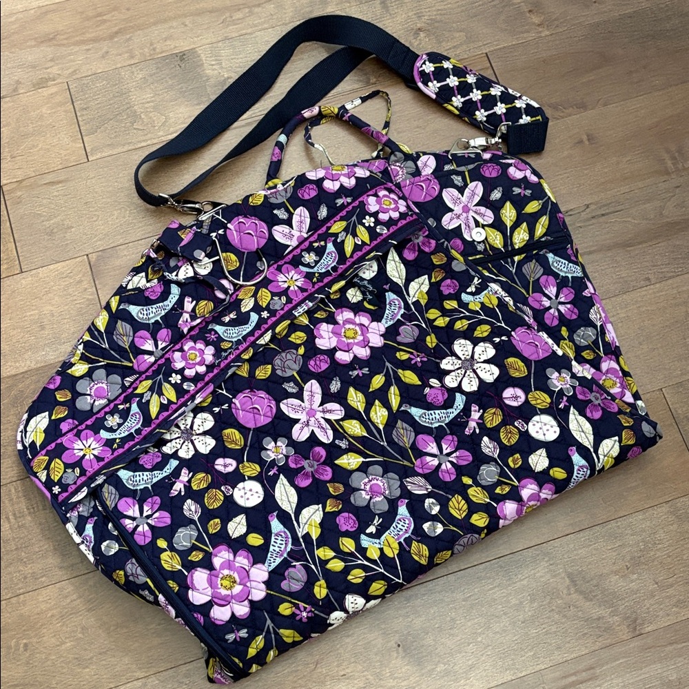 Vera Bradley 2011 Retired Floral Nightingale Garment Travel Bag w/ Strap EUC